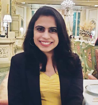 Dr Navneet